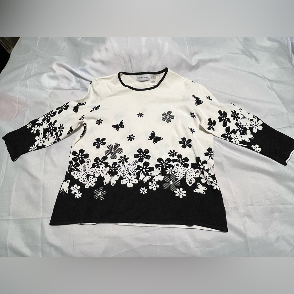 Alfred Dunner Black and White Floral Long Sleeve Top